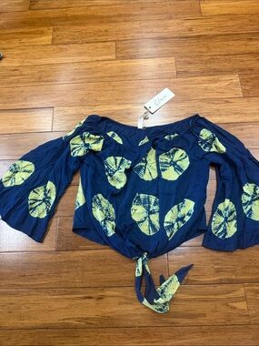 NWT Elan Navy Off-Shoulder Tie-Front Blouse with Yellow Tie-Dye
